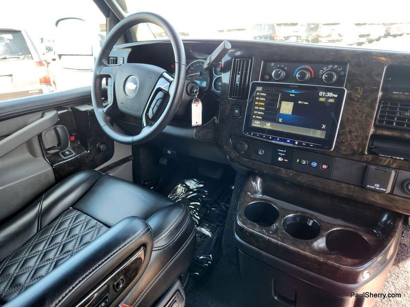 2023 Chevrolet Express 2500 Cargo photo 28