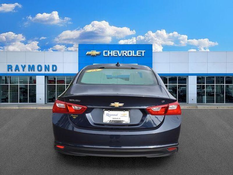 Used 2018 Chevrolet Malibu LTImage 5