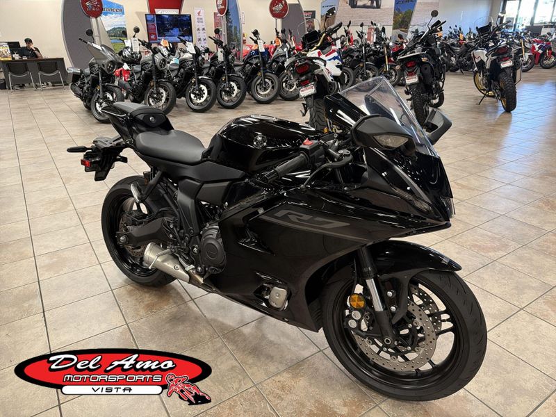 Used 2026 Yamaha YZF-R7 CA Image 1