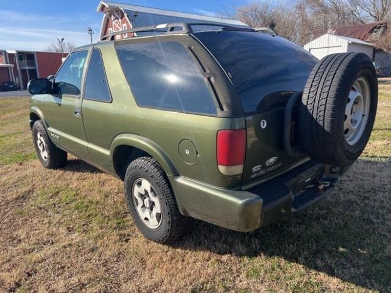 2001 Chevrolet Blazer LSImage 3