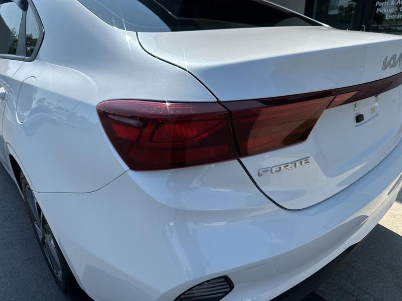 2024 Kia Forte LXSImage 9