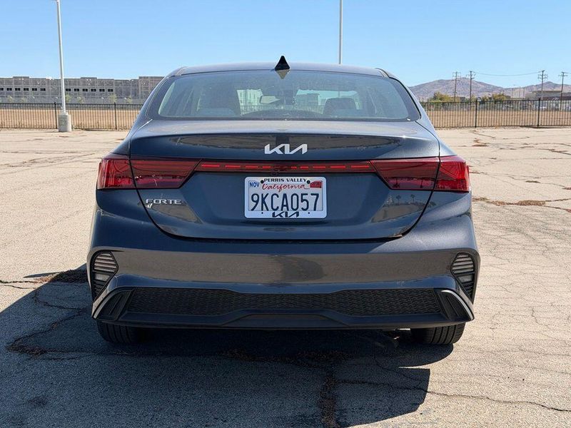 Used 2023 Kia Forte LXSImage 6