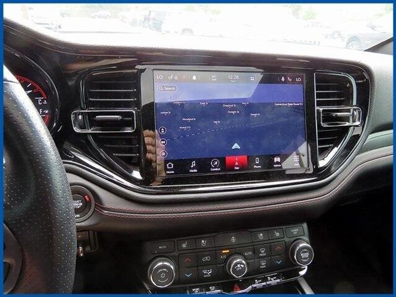 2022 Dodge Durango R/T photo 15