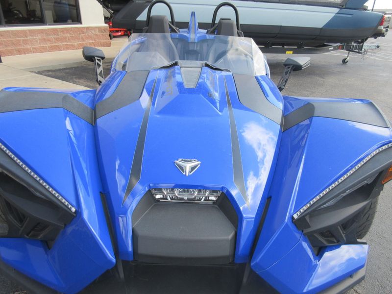 USED 2023 POLARIS SLINGSHOT SL AUTODRIVE Image 6