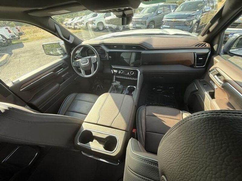 2024 Gmc Sierra 1500 Denali photo 15