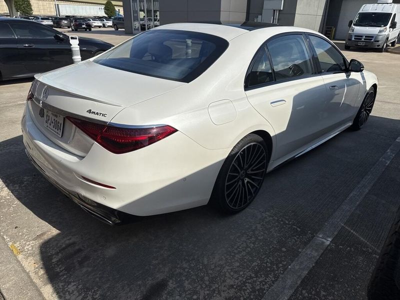 2023 Mercedes-Benz S 580 580Image 3