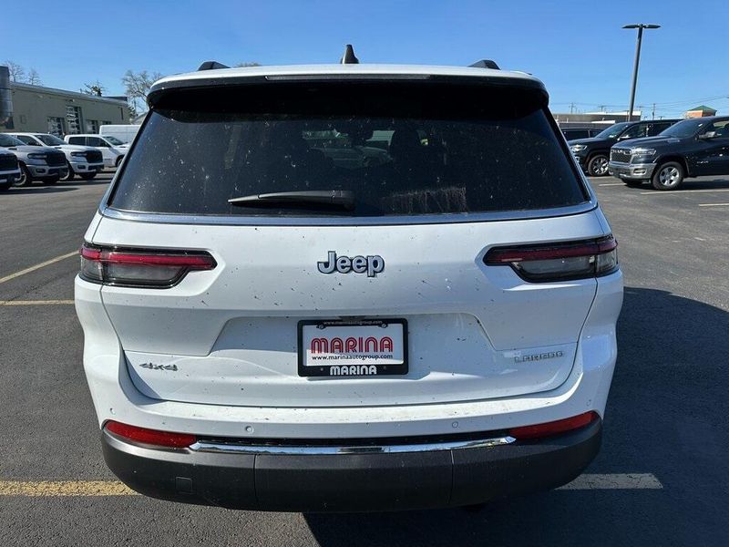 2025 Jeep Grand Cherokee L Laredo X 4x4Image 9