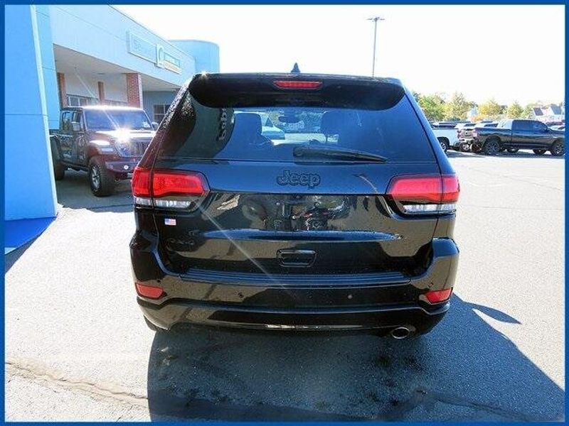 2018 Jeep Grand Cherokee AltitudeImage 6