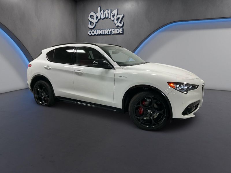New 2026 Alfa Romeo Stelvio AwdImage 2