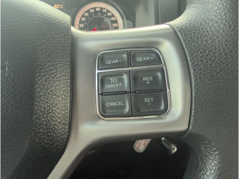 2022 RAM 1500 Classic SLTImage 23