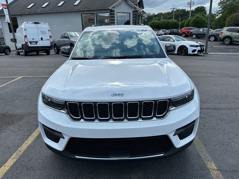 2023 Jeep Grand Cherokee LaredoImage 8