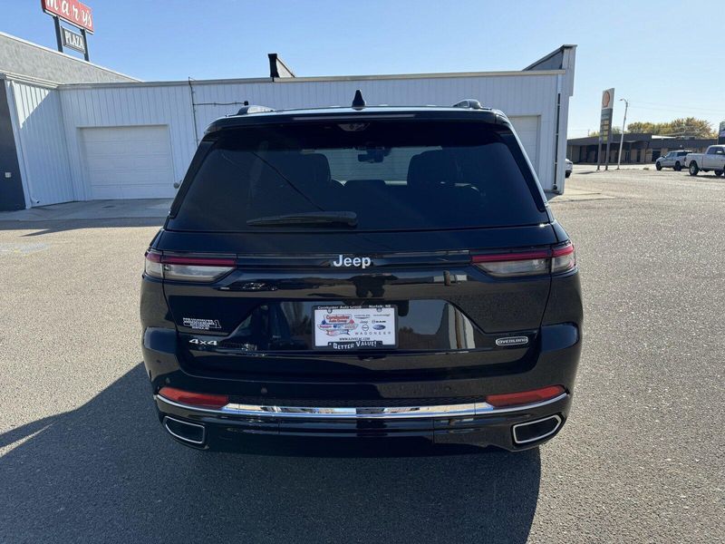 2025 Jeep Grand Cherokee OverlandImage 7