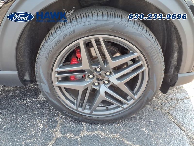 2025 Ford Explorer ST-Line photo 3