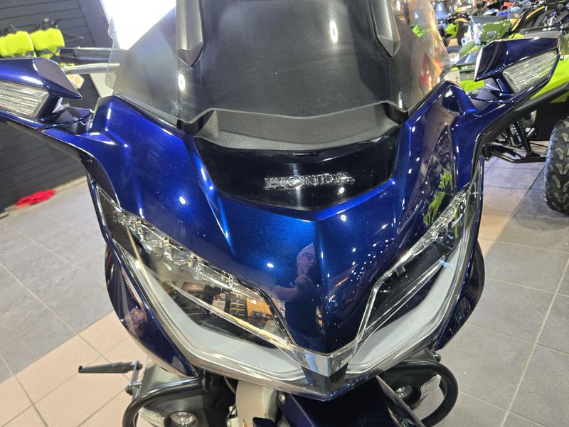 USED 2018 HONDA GOLD WING TOUR Image 7