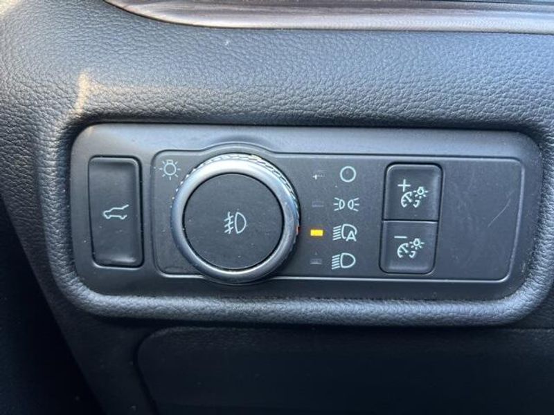 2021 Ford Explorer LimitedImage 46
