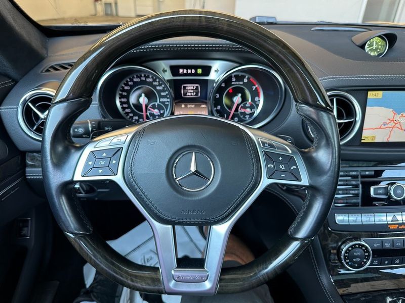 2013 Mercedes-Benz SL 63 AMG AMGImage 2