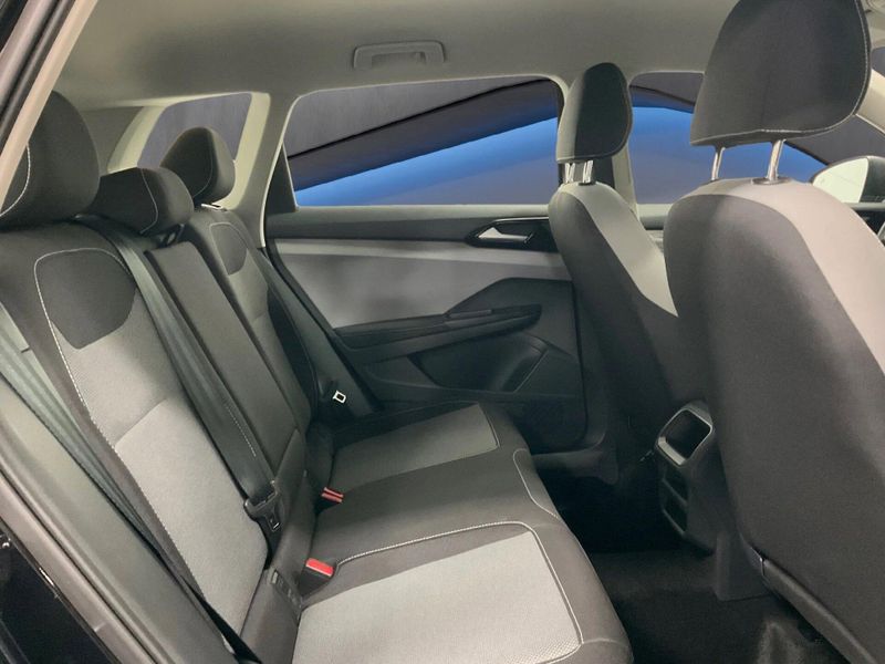 Used 2024 Volkswagen Taos SImage 10