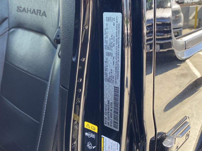 2022 Jeep Wrangler 4xE Unlimited Sahara 4xeImage 32