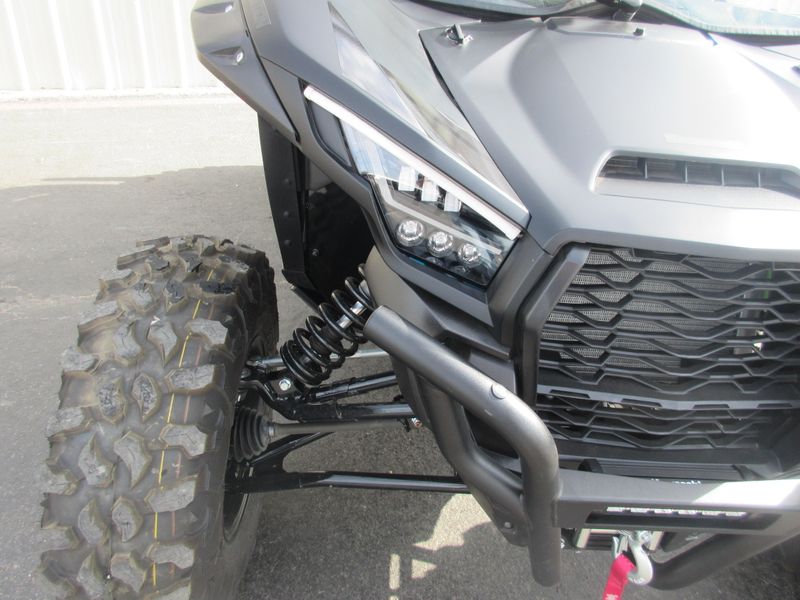 USED 2026 KAWASAKI TERYX KRX 1000 BLACKOUT EDITION Image 11
