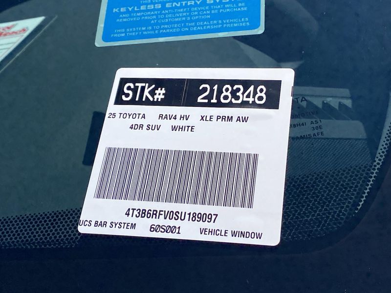 New 2025 Toyota RAV4 Hybrid XLE PremiumImage 21