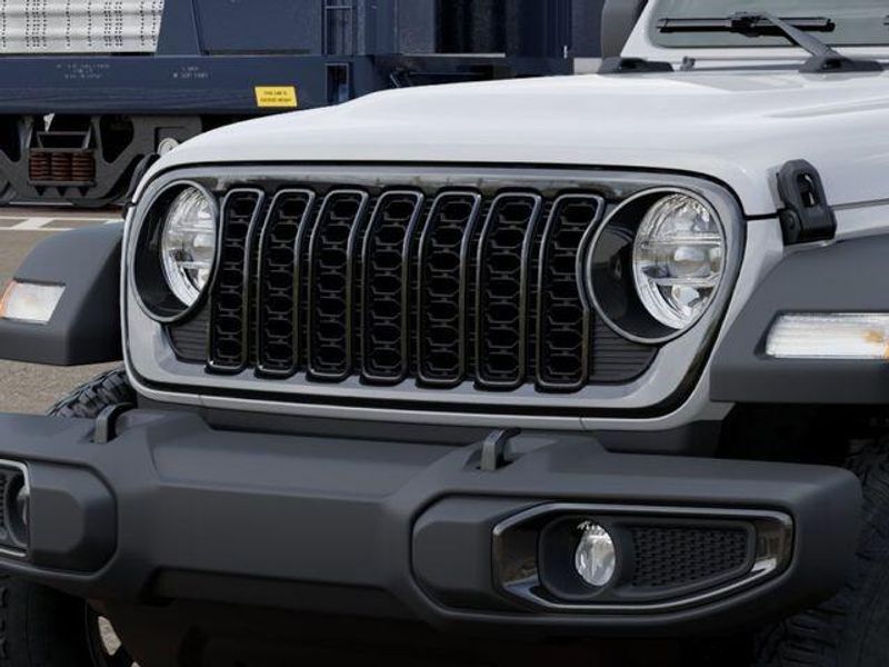 New 2026 Jeep Wrangler 4-door WillysImage 11