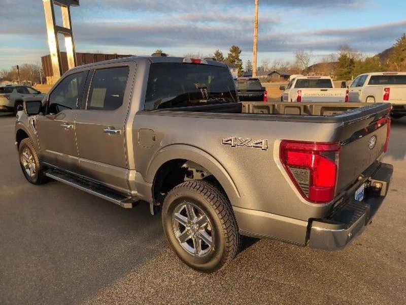 2024 Ford F-150 XLT photo 4