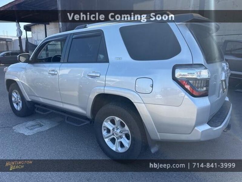 2021 Toyota 4Runner SR5Image 7