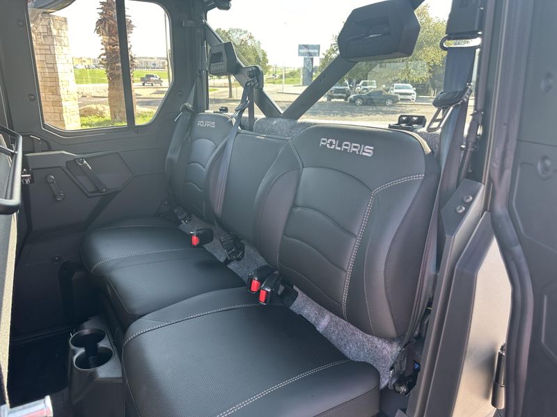 2025 Polaris RANGER CREW XP 1000 NORTHSTAR EDITION ULTIMATE STEALTH GRAYImage 8