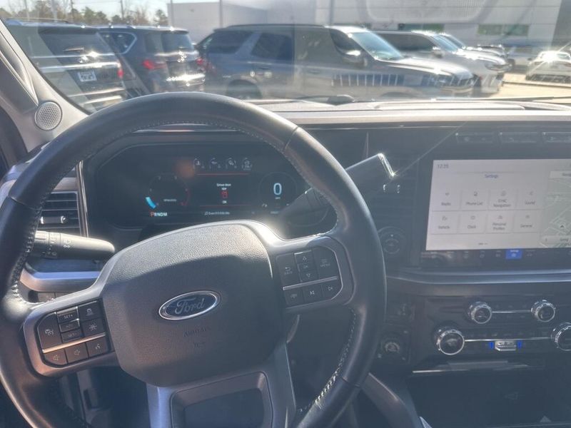 Used 2023 Ford F-250 LariatImage 10