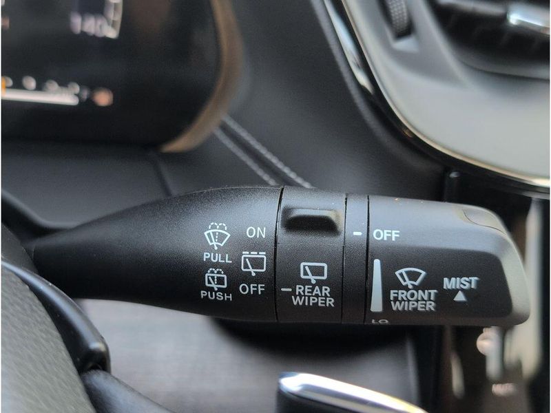 New 2026 Jeep Grand Cherokee Limited 4x4Image 25