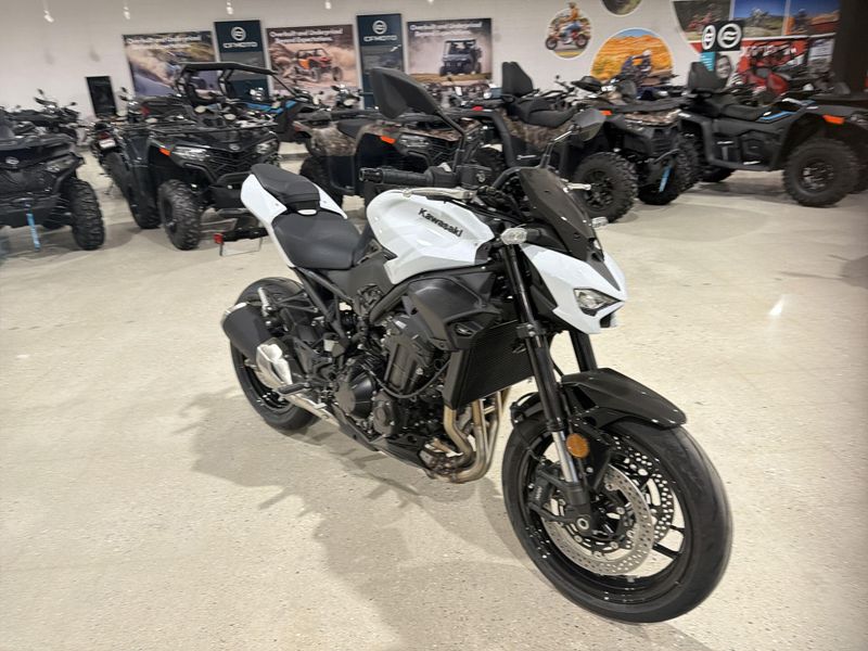 New 2026 Kawasaki Z900 ABS Image 11