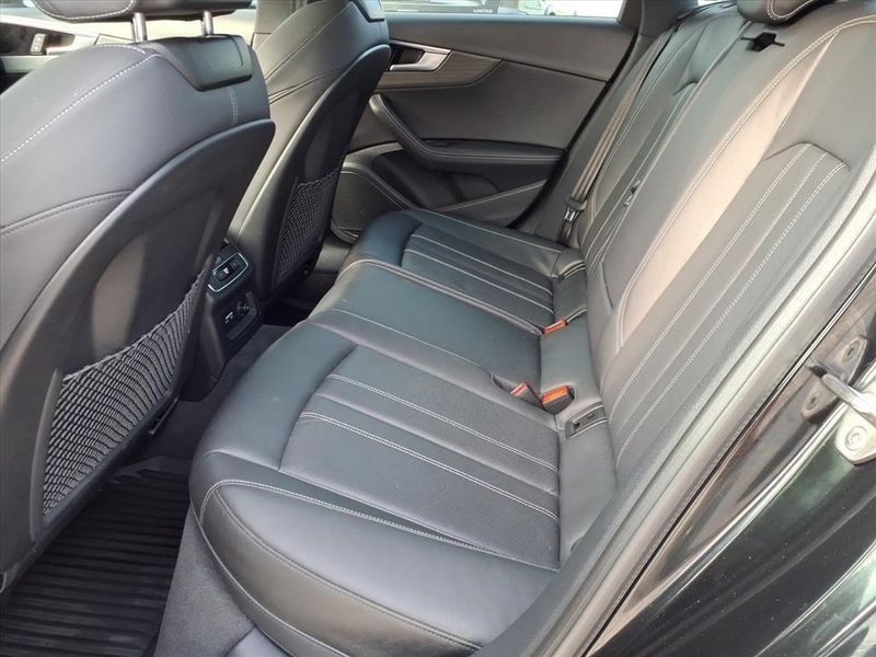 Used 2022 Audi A4 45 S line Premium PlusImage 11