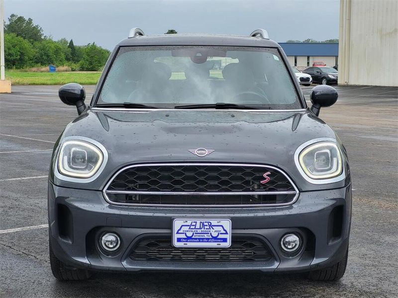 2021 MINI Countryman ClassicImage 2