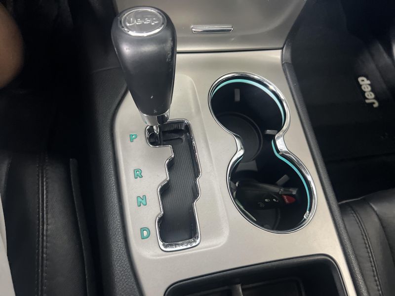 Used 2013 Jeep Grand Cherokee LaredoImage 28