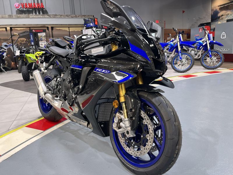 New 2026 Yamaha YZF-R1M Image 16