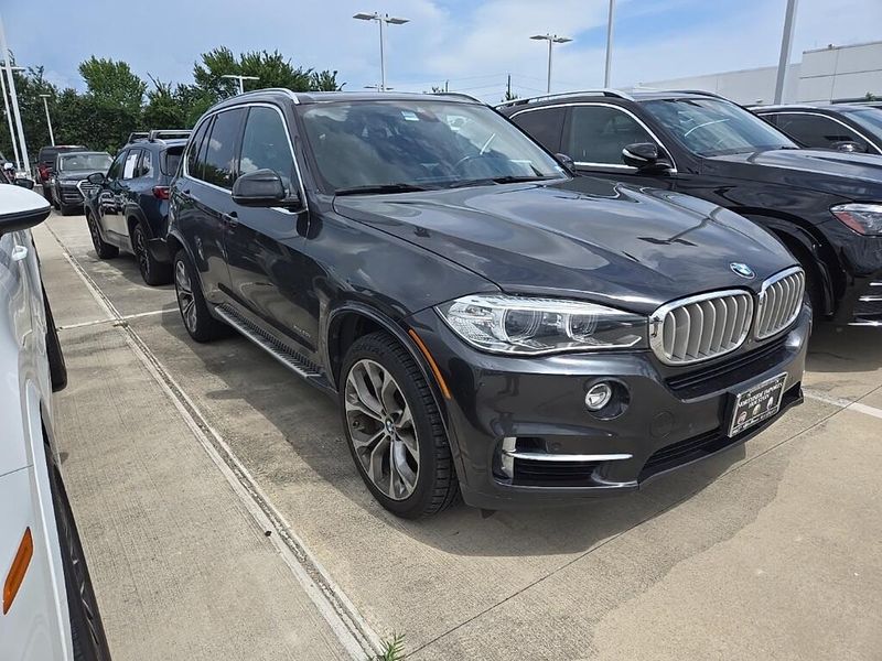 2018 BMW X5 xDrive50iImage 2