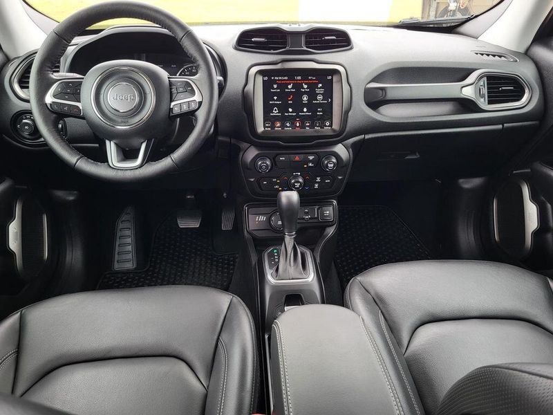 2023 Jeep Renegade LimitedImage 32