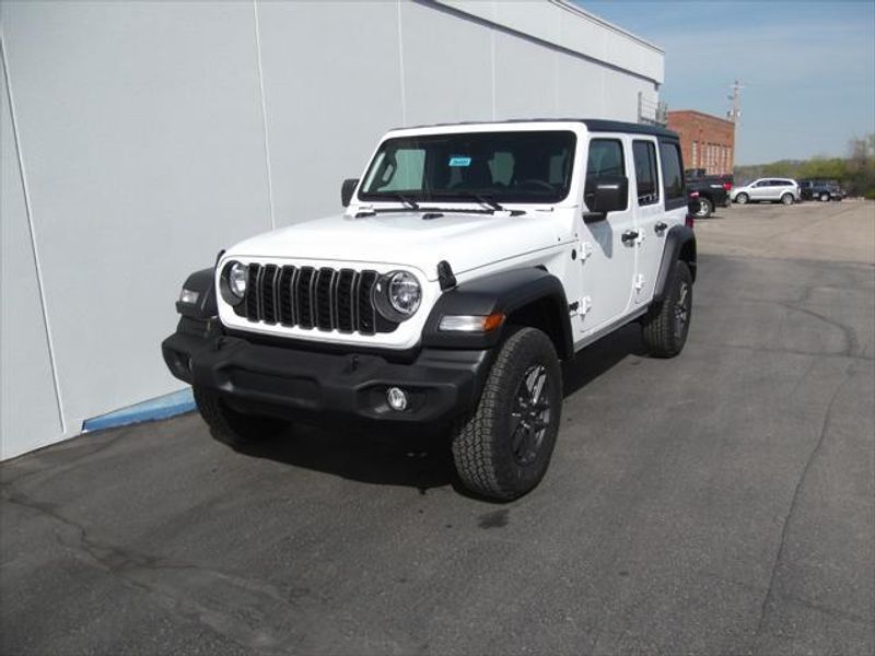 2025 Jeep Wrangler Unlimited Sport S photo 2