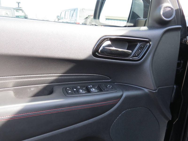 Used 2024 Dodge Durango GT Plus AWD 4dr SUVImage 9