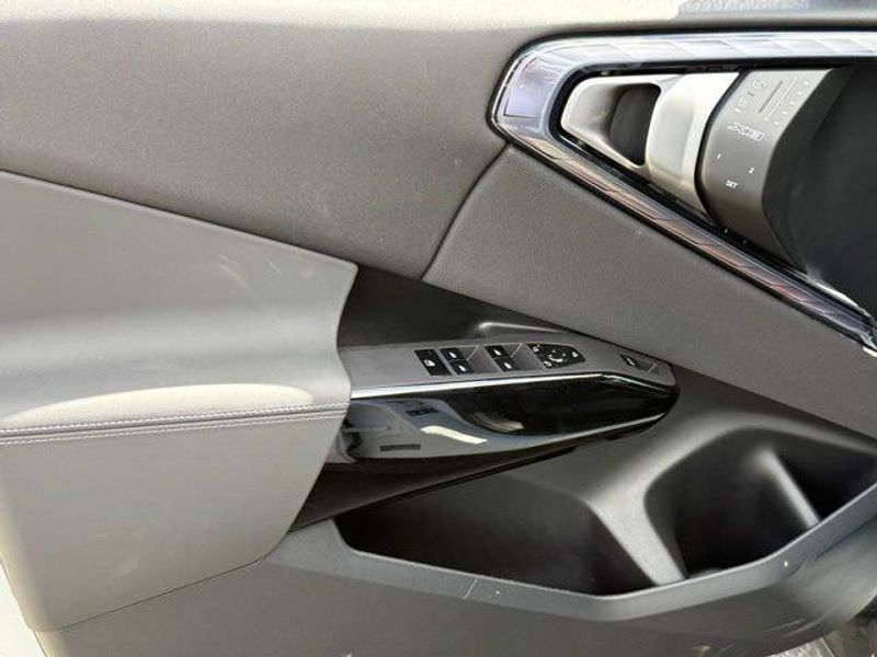New 2026 BMW X3 30 xDriveImage 16