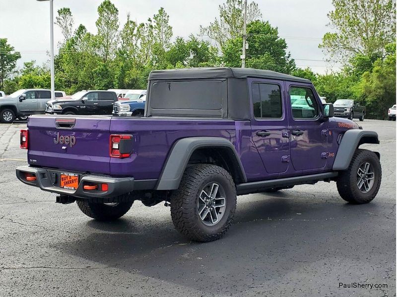 New 2026 Jeep Gladiator Mojave 4x4