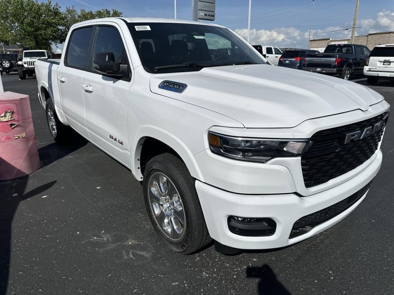 2025 RAM 1500 Big Horn Crew Cab 4x4 5