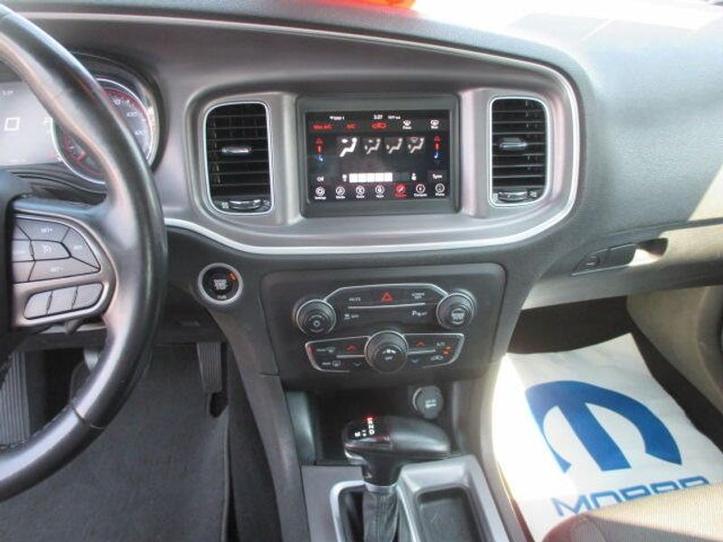Used 2022 Dodge Charger SXTImage 16