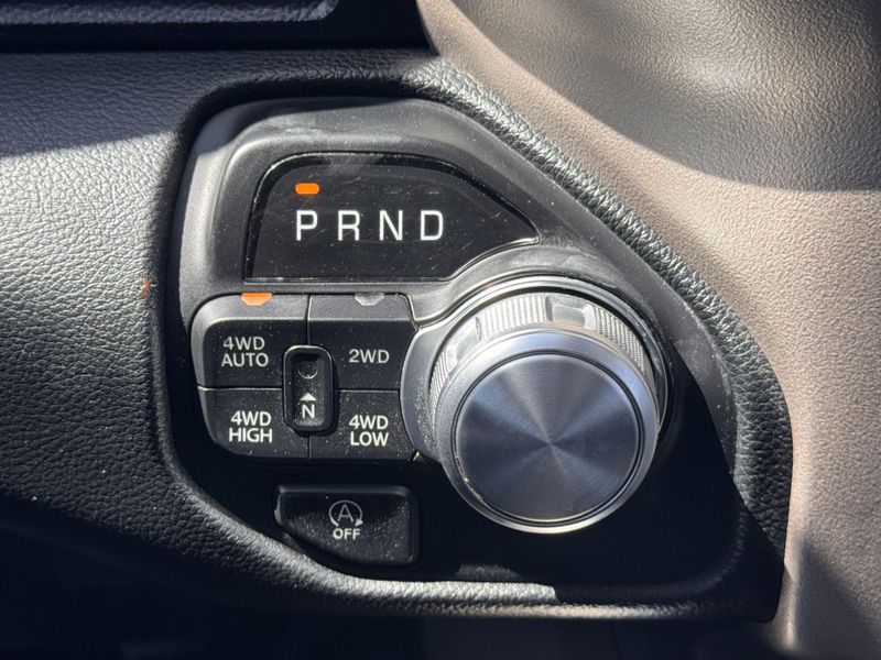 2021 RAM 1500 LaramieImage 21