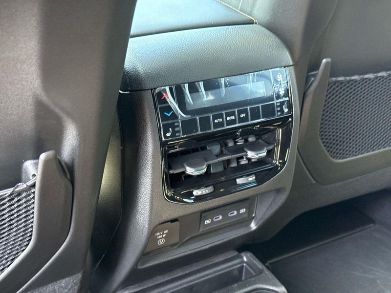 New 2026 Jeep Grand Cherokee L 85th Anniversary Edition 4x4