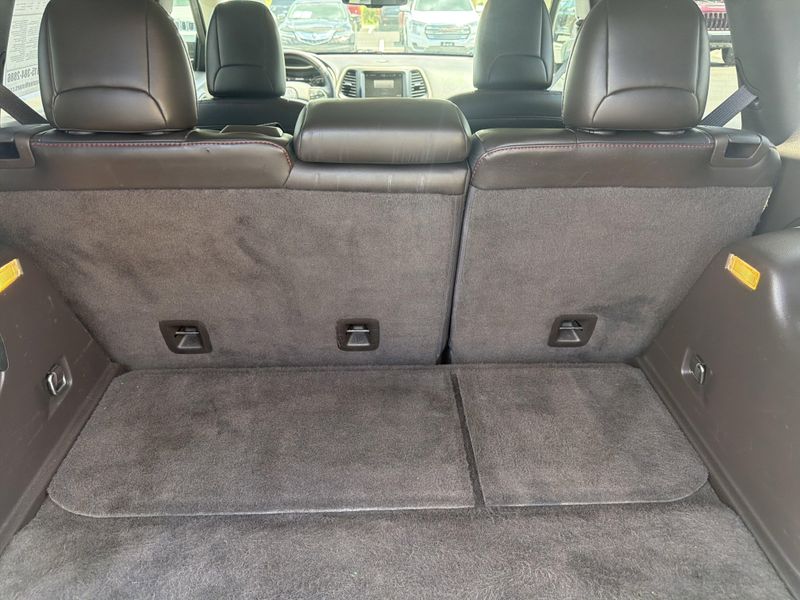 Used 2016 Jeep Cherokee TrailhawkImage 18