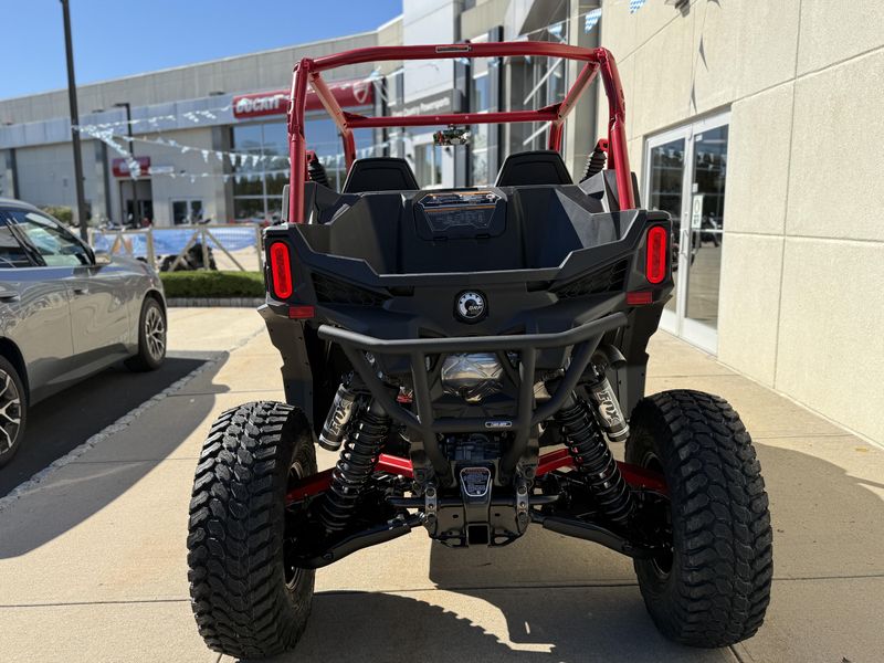 2026 Can-Am MAVERICK SPORT X RC 1000RImage 5