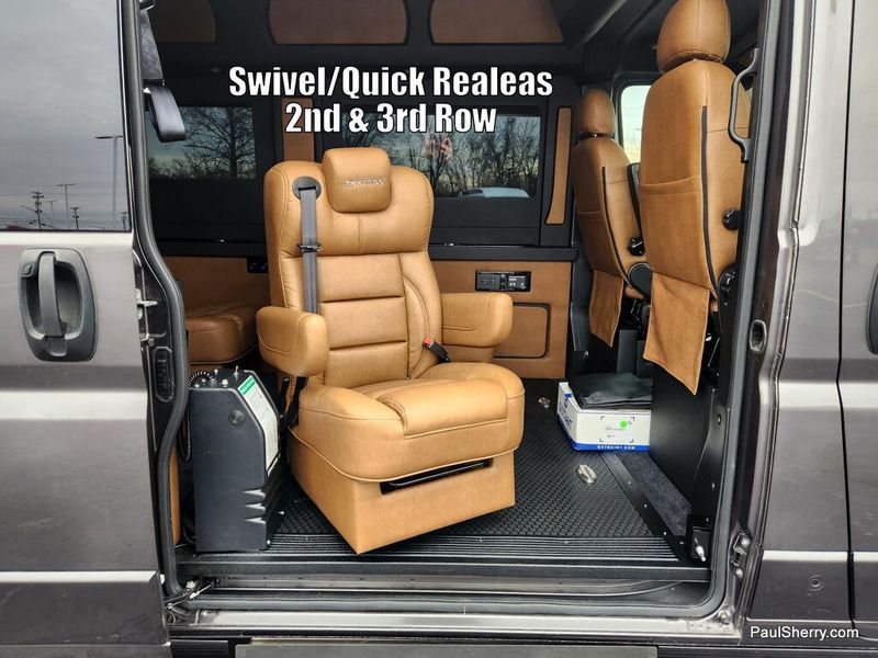 New 2024 RAM Promaster 2500 Slt+ Window Van High Roof 159' Wb