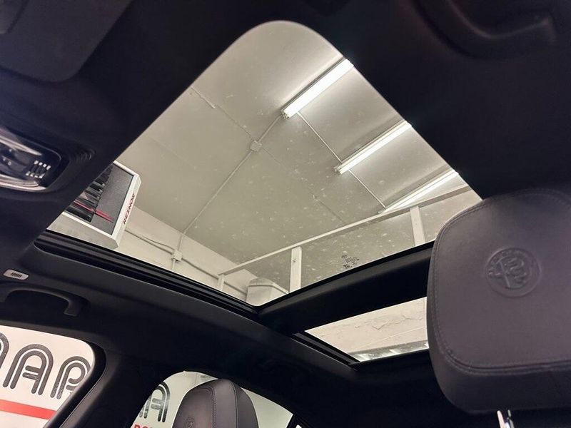 2021 Alfa Romeo Stelvio Ti SportImage 26