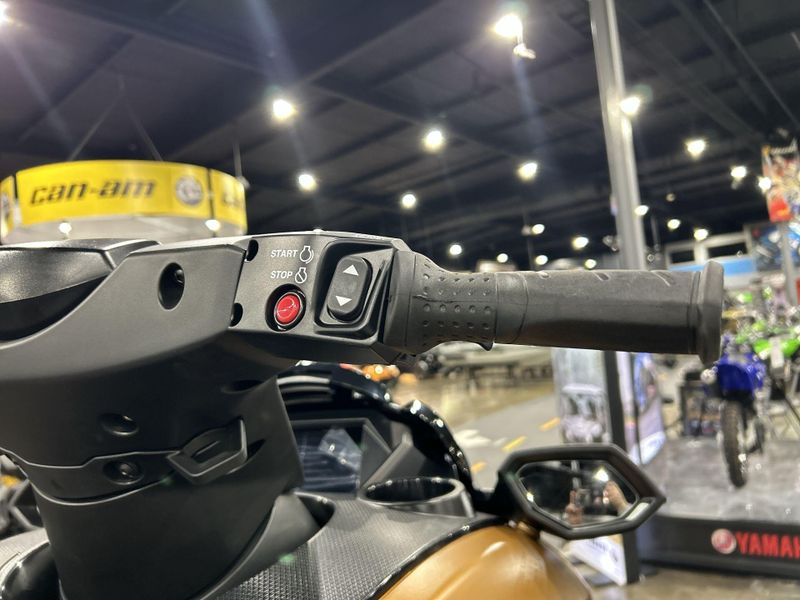 New 2025 Yamaha FX CRUISER HO W/AUDIO Image 13